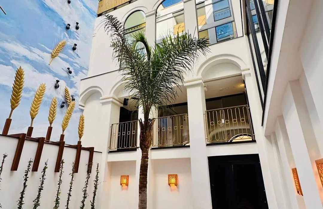Hotel Divino Figueres By Fimedhotels-1